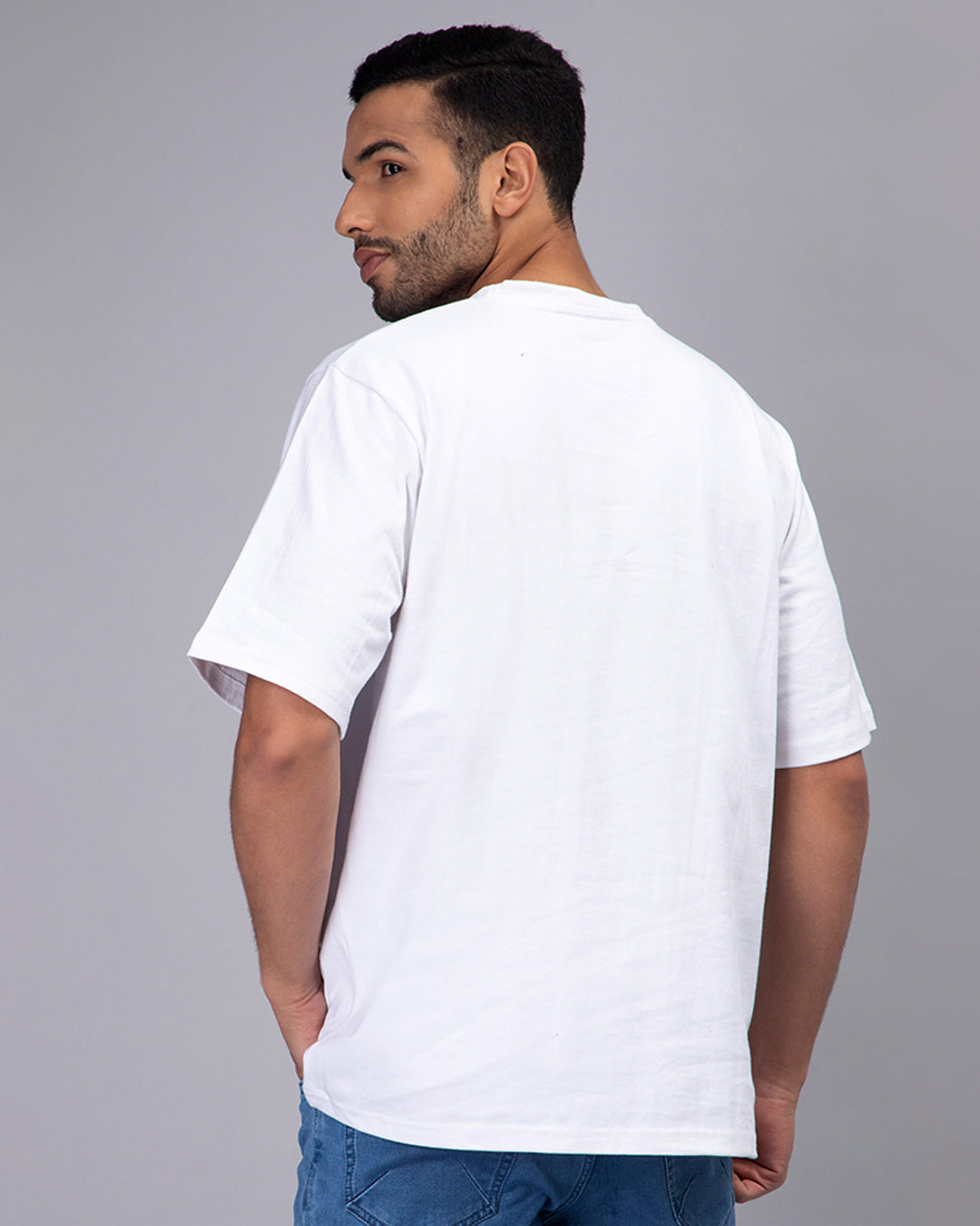 White Oversized Solid Men T-shirt