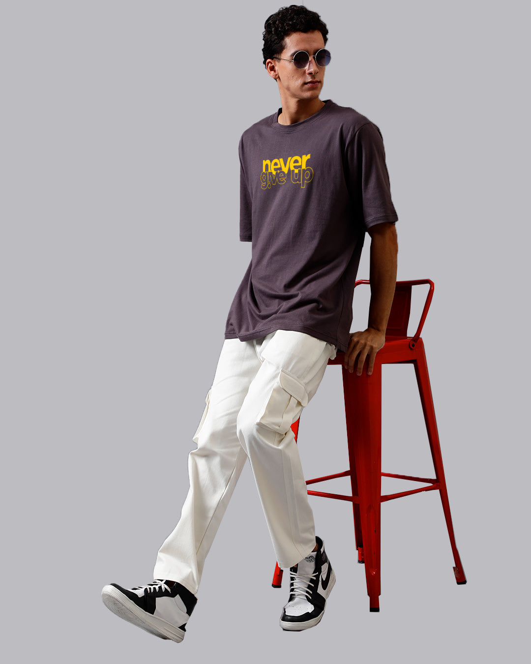 Never Give up Grey Oversized Men's Tshirt