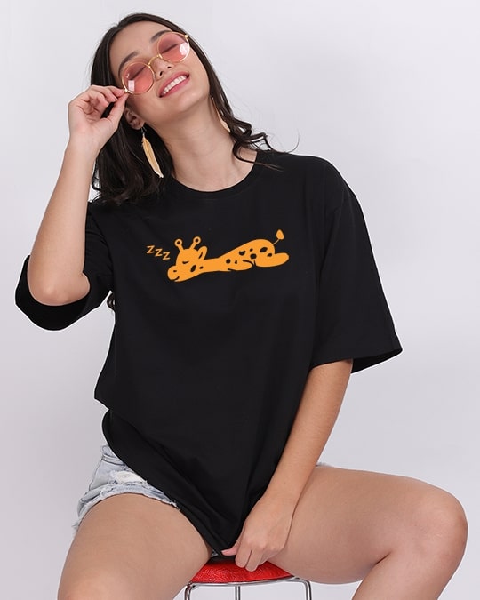 Giraffe Oversized Women Tshirt